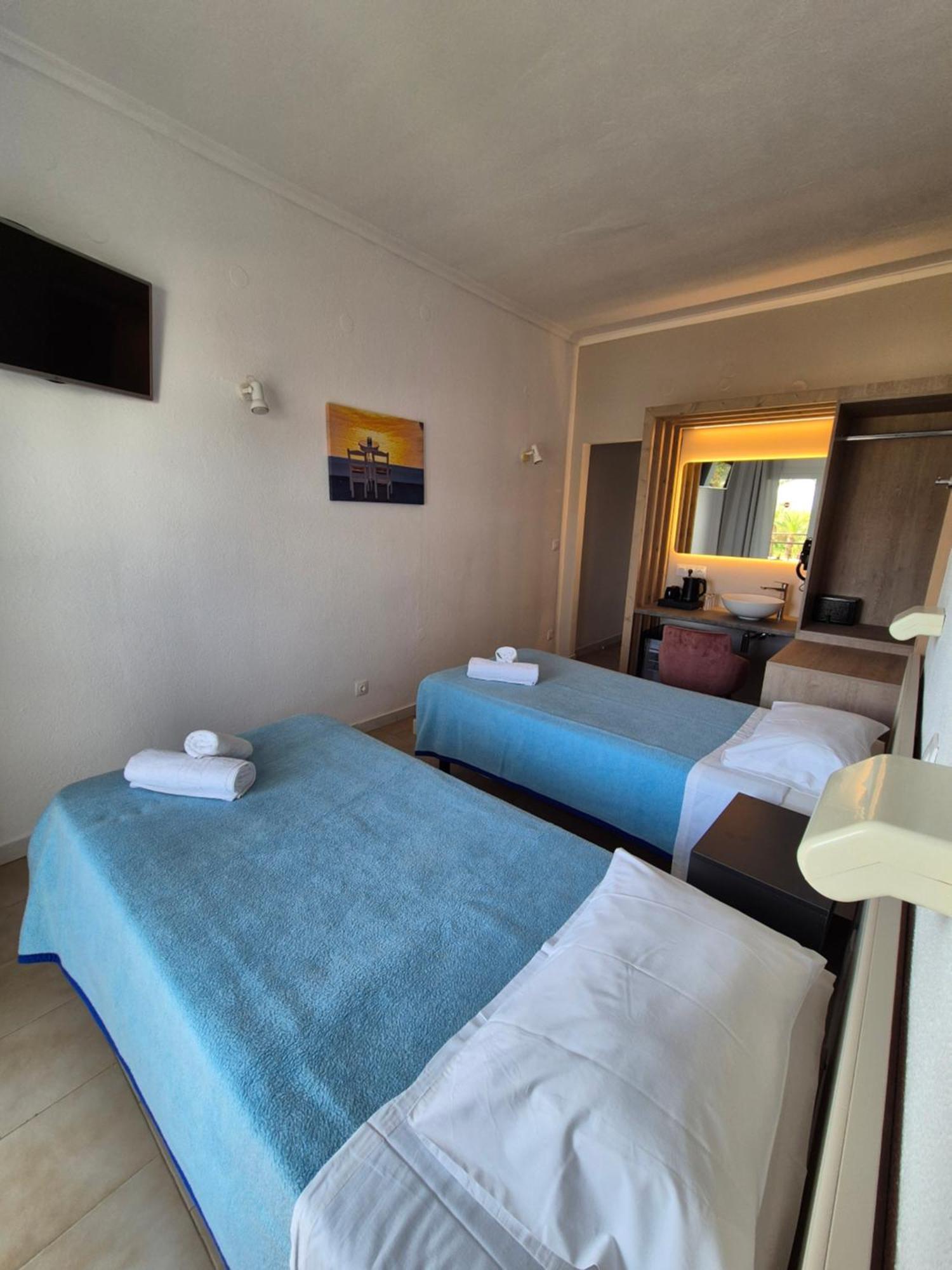 Morfeas Hotel Kávos Habitación foto